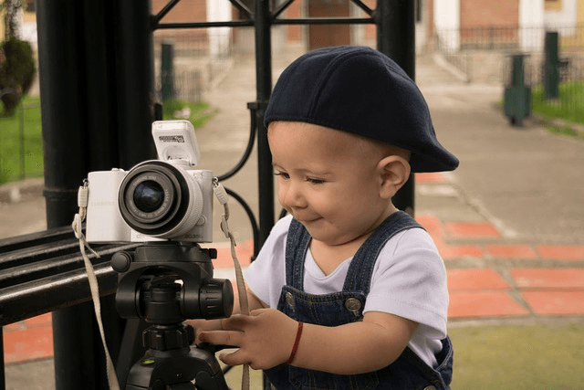 9 Easy Ways for Teens to Make Extra Money with Less Than $50 selling stock photos